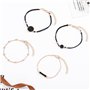 Edary Lot de 4 bracelets bohèmes superposés en cristal noir avec perles dorées et chaîne de main empilables faits à la main pour