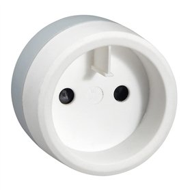 Legrand - Adaptateur 2P 16A 230V pour branchement fiche standard français sur prise standard américain