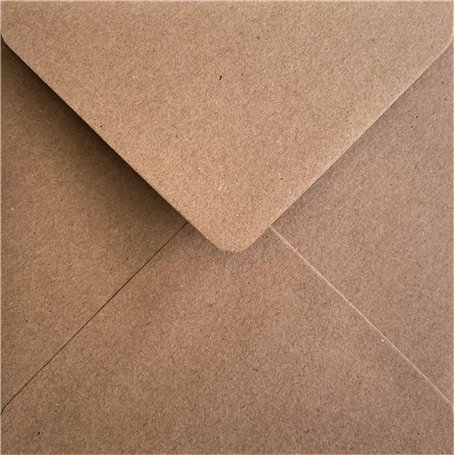 Cranberry Lot de 100 enveloppes en papier kraft moucheté 130 x 130 mm