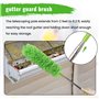 Kueohse Brosse de Nettoyage de GouttièRe Outil de Toiture avec Mât TéLescopique Extensible 8,2 Pieds Outil de Nettoyage de Garde