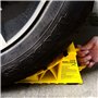 Leadbrand Lot de 2 Cales de Roue en Plastique Jaune avec Base antidérapante, pour la Plupart des Tailles de pneus