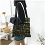 KOUUIP Sac fourre-tout en toile avec imprimé camouflage numérique pour femme, sac de plage, sac à courses, sac à bandoulière, ré