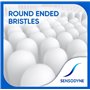 Sensodyne Lot de 6 brosses à dents sensibles, douces (la couleur peut varier)
