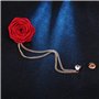 Broche de mariage, épinglette de style coréen en tissu à paillettes et strass fait à la main avec chaîne de pompon rose pour cél