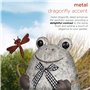 Alpine Corporation MCC862 Statuaire grenouille avec libellule en métal Finition pierre