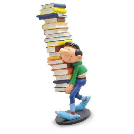 Plastoy - 00300 - Resine-Gaston Portant Une Pile De Livres