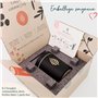 Les Merveilleuses | Bougie avec Bijou Swarovski | Parfum Monoï | Collier Solitaire Plaqué Or 18 Carats | Cire Végétale de Colza 