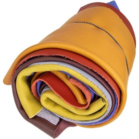 Langlauf Schuhbedarf Restes de cuir extra larges 1 kg - Couleurs assorties - Toutes les pièces de plus grande taille DIN A3 - Av