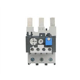 1 relais de surcharge TA75DU32M 24-32A