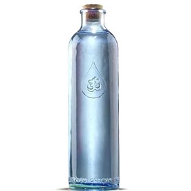 Sacred Essence Om Water Gratitude Bouteille de table en verre recyclé sans plomb 1