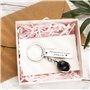 Cadeau Noël Porte-Clé de Voiture Moto Forme Casque en Acier Inoxydable Porte Clef Pendentif Personnalisé avec Fais attention sur