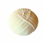 NaturaCandles - Bougie parfumée originale en forme de pelote de laine. Motif de Noël. 100% fait à la main. Parfaite comme cadeau