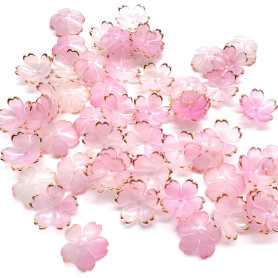 BUOKSLLY Lot de 50 breloques en acrylique en forme de fleur de cerisier - Perles en acrylique plaquées or - Transparentes - Idéa