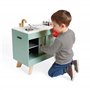 Janod - Cuisine en Bois Loft - Jouet d'Imitation Cuisine et Dinette - Style Vintage et Contemporain - 7 Ustensiles Métal et Gant