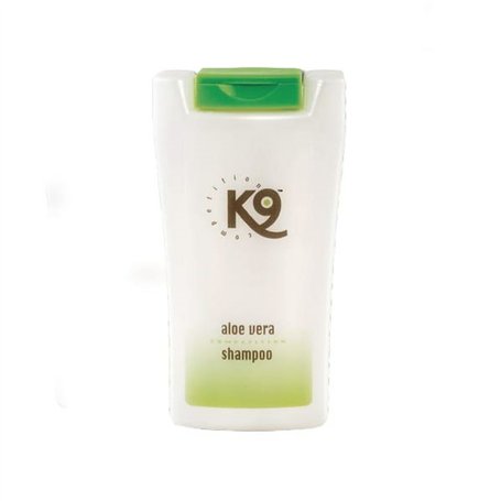 Shampoing pour animaux de compagnie NATURE'S PROTECTION                                 100 ml Aloe Vera