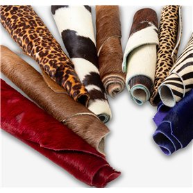 IPEA 1 Kg de Chutes de Véritable Cuir à Poils en Dimensions et Couleurs Aléatoires – Made in Italy – Restes de Cuir Poilu aux Fo