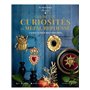 Cabinet de curiosités en métal repoussé - 32 grigris