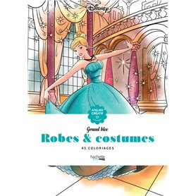 Robes & costumes