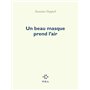 Un beau masque prend l'air