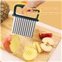 RISVOWO Coupe Pomme de Terre et Patate - Lame Ondulée en Acier Inoxydable - Couteau à Frites et Trancheuse Vague pour Légumes, F