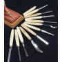 Pierres à aiguiser pour outils de sculpture sur bois – Pierre à aiguiser – Pierre à aiguiser – Grain 400 et 1000 avec coussinets