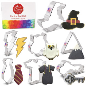 Ann Clark Cookie Cutters Lot de 7 emporte-pièces en forme de sorcellerie et de sorcellerie avec livret de recettes