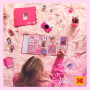 Barbie x Kodak Album Photo Scrapbook 20x20 cm avec Couverture en Tissu Rose et Fenêtre Frontale pour Photo