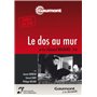 Le dos au mur