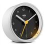 Réveil analogique classique Braun avec fonction snooze et lumière