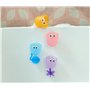 Munchkin Jouet de Bain Falls avec Ventouses | Jeu de Chute Multicolore | Comprend 3 Jouets Interactifs & 1 Tasse Verseuse | Amus