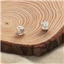Boucles d'oreilles à clip aimantées rondes plaquées argent créées avec des cristaux Zircondia®
