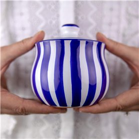 City to Cottage | Sucrier Pot de sucre | à rayures bleu marine et blanches en céramique avec couvercle fait et peint à la main