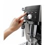 De'Longhi Magnifica S Smart ECAM250.​33.​TB, Machine à Café Automatique avec Mousseur à Lait, Taille Compacte Machine Grain à Ta