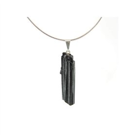 Pendentif tourmaline sans polissage des minéraux bruts et des cristaux pour la guérison