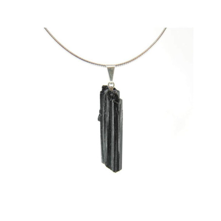 Pendentif tourmaline sans polissage des minéraux bruts et des cristaux pour la guérison