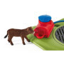 Station de lavage pour vache, Coffret de jeu avec 1 figurine de vache, 1 veau et 1 figurine humaine - SCHLEICH 42529 FARM WORLD