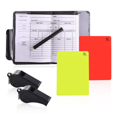PFLYPF Lot de cartes d'arbitre de football avec 2 sifflets noirs - Carte d'arbitre rouge et jaune durable - Pour la coupe du mon
