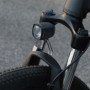 ADDVIEW Hammer M60 Lampe de vélo avec alternateur, phare 60 lux, lampe de vélo LED avec capteur de luminosité, feu de position, 