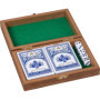 goki 56308 - Boîte de 112 Cartes et 5 dés - Kit de Jeu pour Enfants - Cartes à Jouer Robustes et dés dans Une boîte en Bois - À 