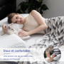 Amazon Basics Surmatelas de Mousse à Mémoire de Forme avec Gel Rafraîchissant Moelleux, 160 x 200 x 7 cm, Blanc