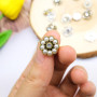 12 pièces de boutons dorés vintage avec strass et perles, boutons floraux en métal à coudre, boutons de cristal élégants pour co