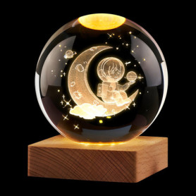 Boule Cristal 3D Astronaute avec Éclairage LED - Décoration Élégante pour Noël et Chambre