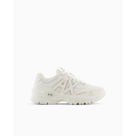 Baskets Armani Exchange Speed Low Cut Femme - Détails en Maille Blanc Pâle