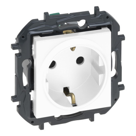 Prise encastrée 2P+T 16A Niloé Step - Legrand, blanche