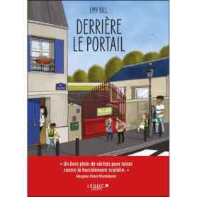 Derrière le portail