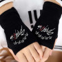 1 paire de gants sans doigts Stray, gants tricotés Stray Gants d'hiver noirs Kpop avec 1 autocollant 3D SKZ et 2 Photocard SKZ,