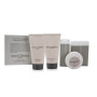 PRESENT-MORE - Kit Accueil 30 Invités Scent Company Milano | Parfum Ambre Royal - Shampooing, Gel Douche, Savon, Bonnet de Douch